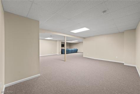 473 Wilmington Drive Broadview Heights OH 44147