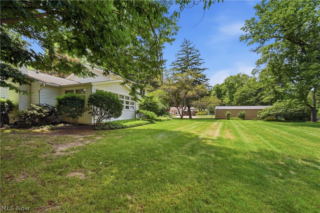 135 Seneca Trail SW Hartville OH 44632