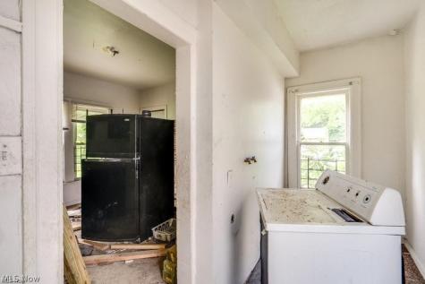 1140 E 113th Street Cleveland OH 44108
