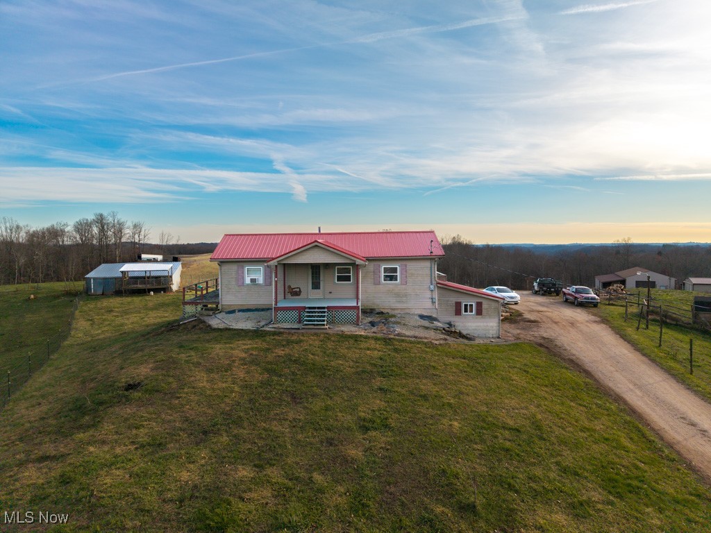 360 E Henniger Road Lowell OH 45744