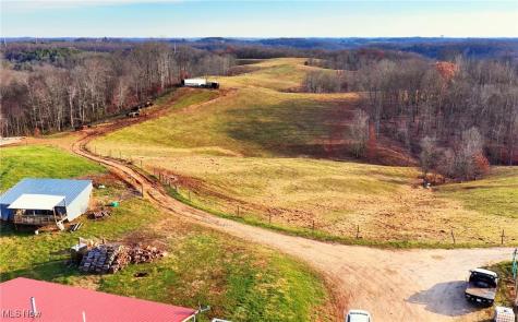 360 E Henniger Road Lowell OH 45744