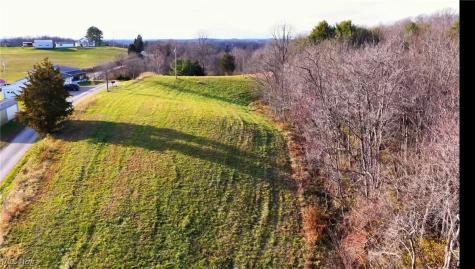 360 E Henniger Road Lowell OH 45744