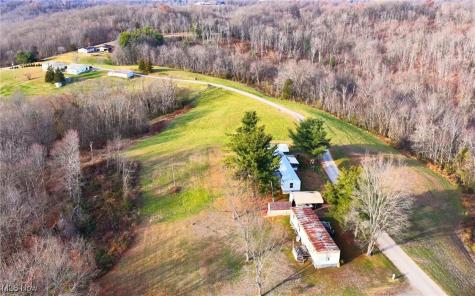 360 E Henniger Road Lowell OH 45744