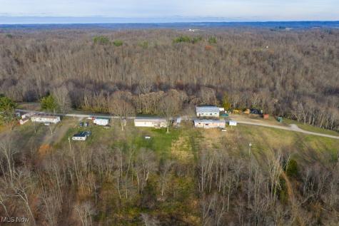 360 E Henniger Road Lowell OH 45744