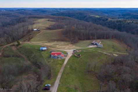 360 E Henniger Road Lowell OH 45744