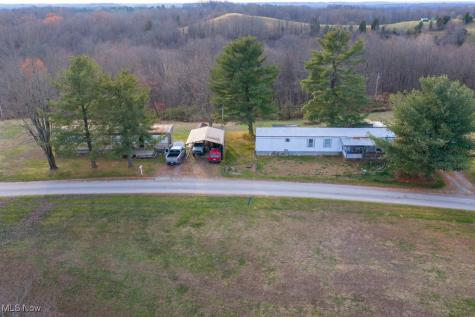 360 E Henniger Road Lowell OH 45744
