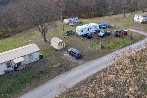 360 E Henniger Road Lowell OH 45744