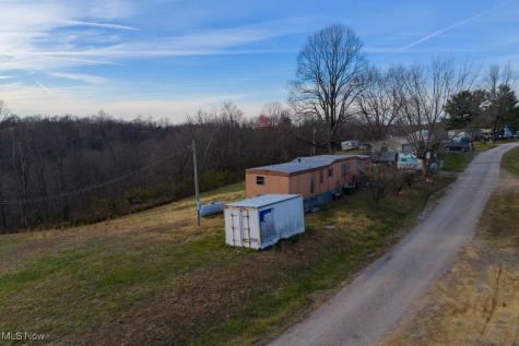 360 E Henniger Road Lowell OH 45744