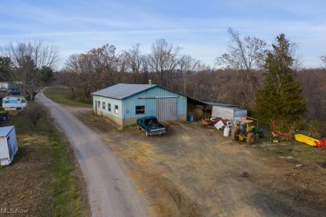 360 E Henniger Road Lowell OH 45744