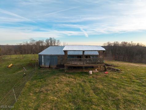 360 E Henniger Road Lowell OH 45744