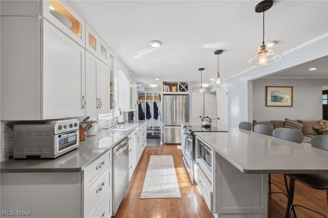 4161 Leona Drive Rocky River OH 44116