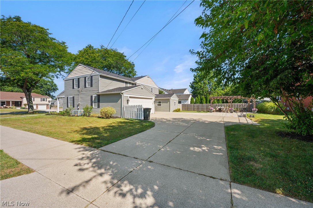 4161 Leona Drive Rocky River OH 44116