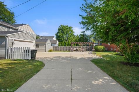 4161 Leona Drive Rocky River OH 44116