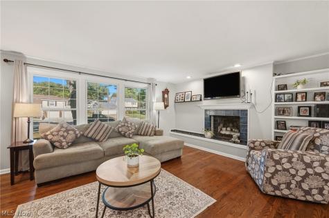4161 Leona Drive Rocky River OH 44116