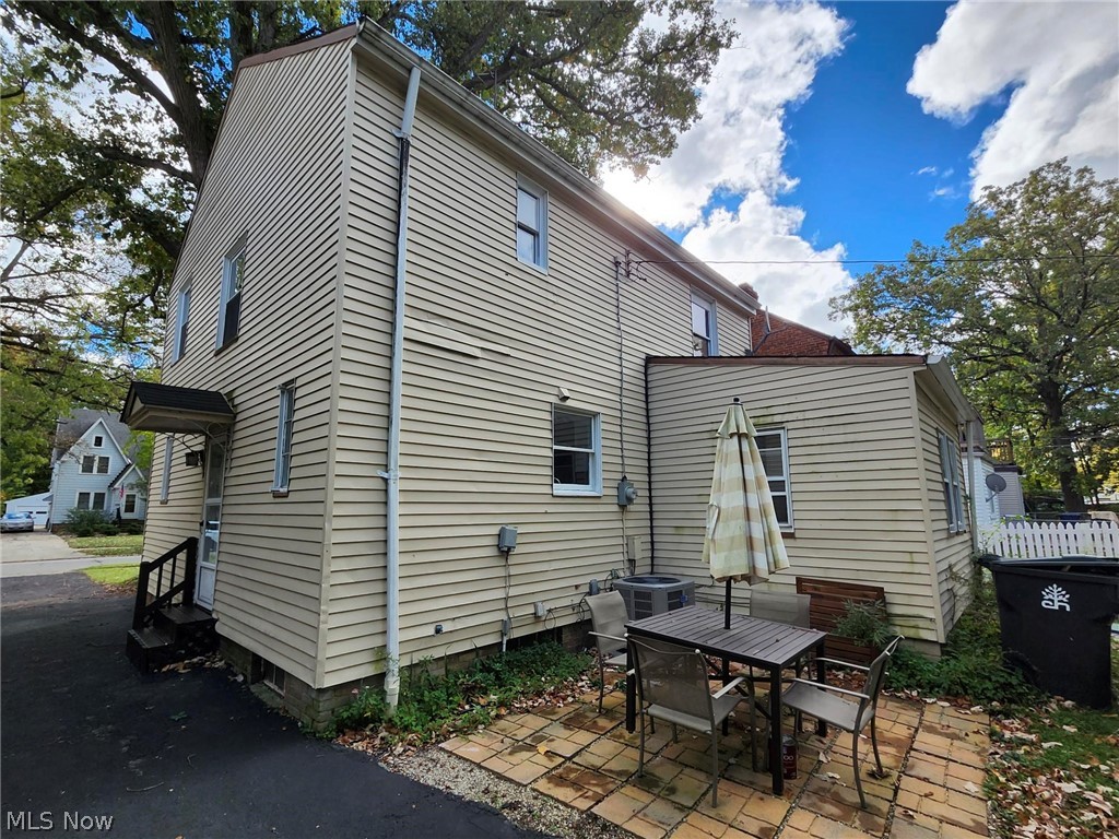 1948 Revere Road Cleveland Heights OH 44118