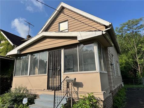 7738 Spafford Road Cleveland OH 44105