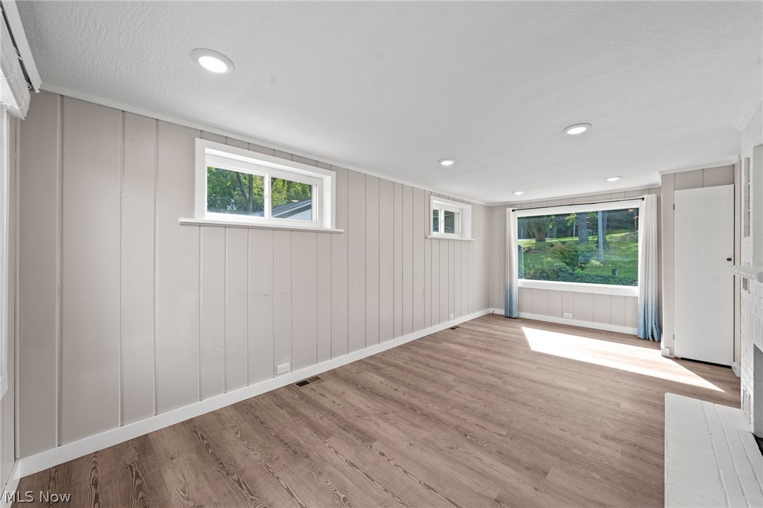 158 Oak Drive NW North Canton OH 44720
