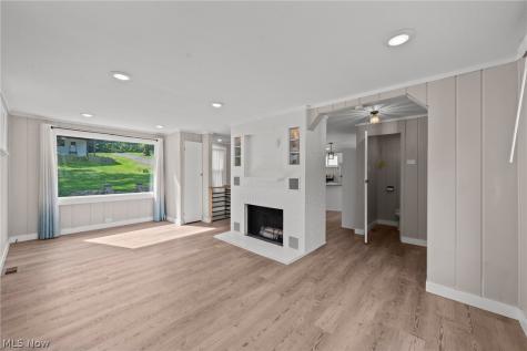 158 Oak Drive NW North Canton OH 44720