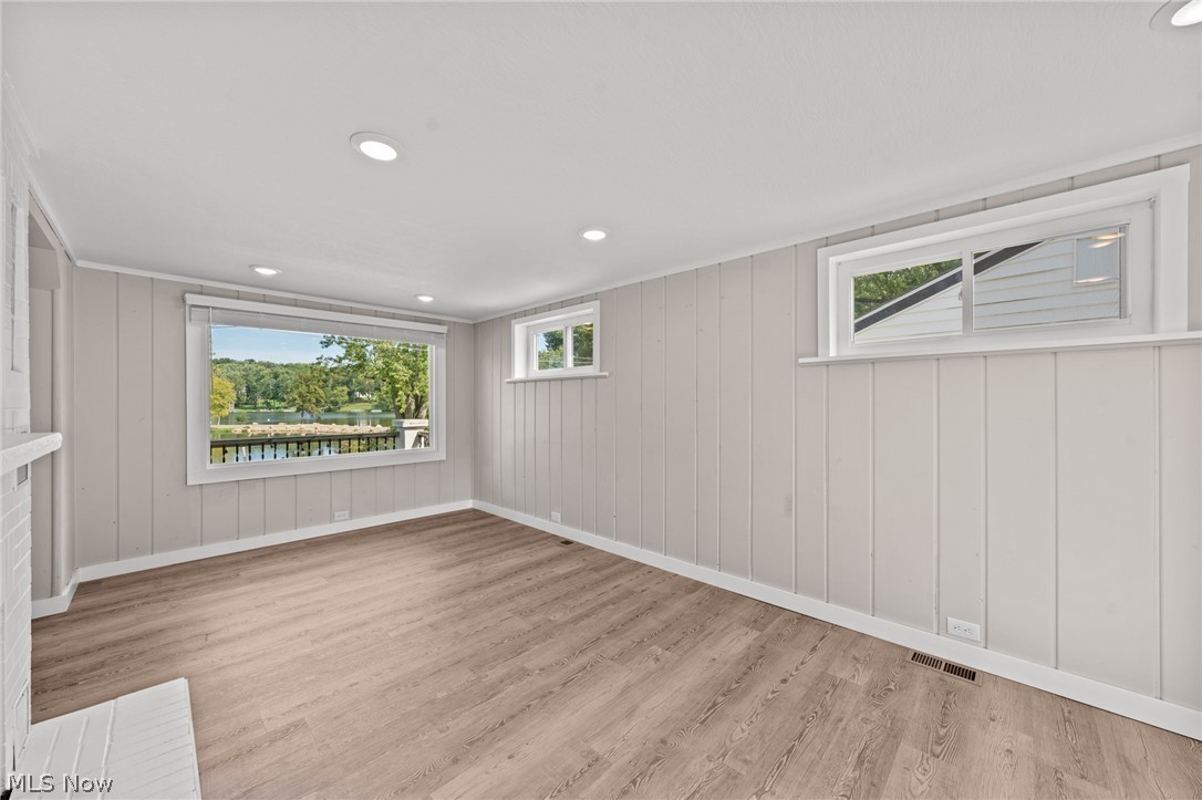 158 Oak Drive NW North Canton OH 44720