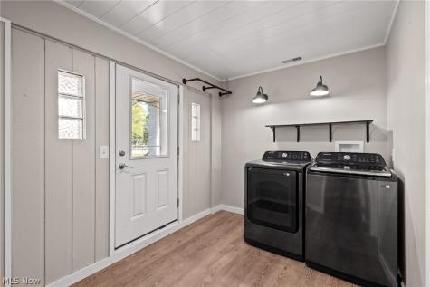 158 Oak Drive NW North Canton OH 44720