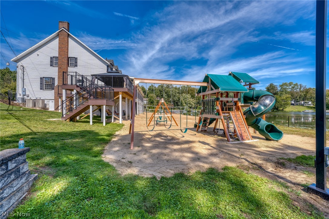158 Oak Drive NW North Canton OH 44720