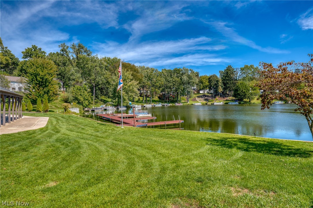 158 Oak Drive NW North Canton OH 44720