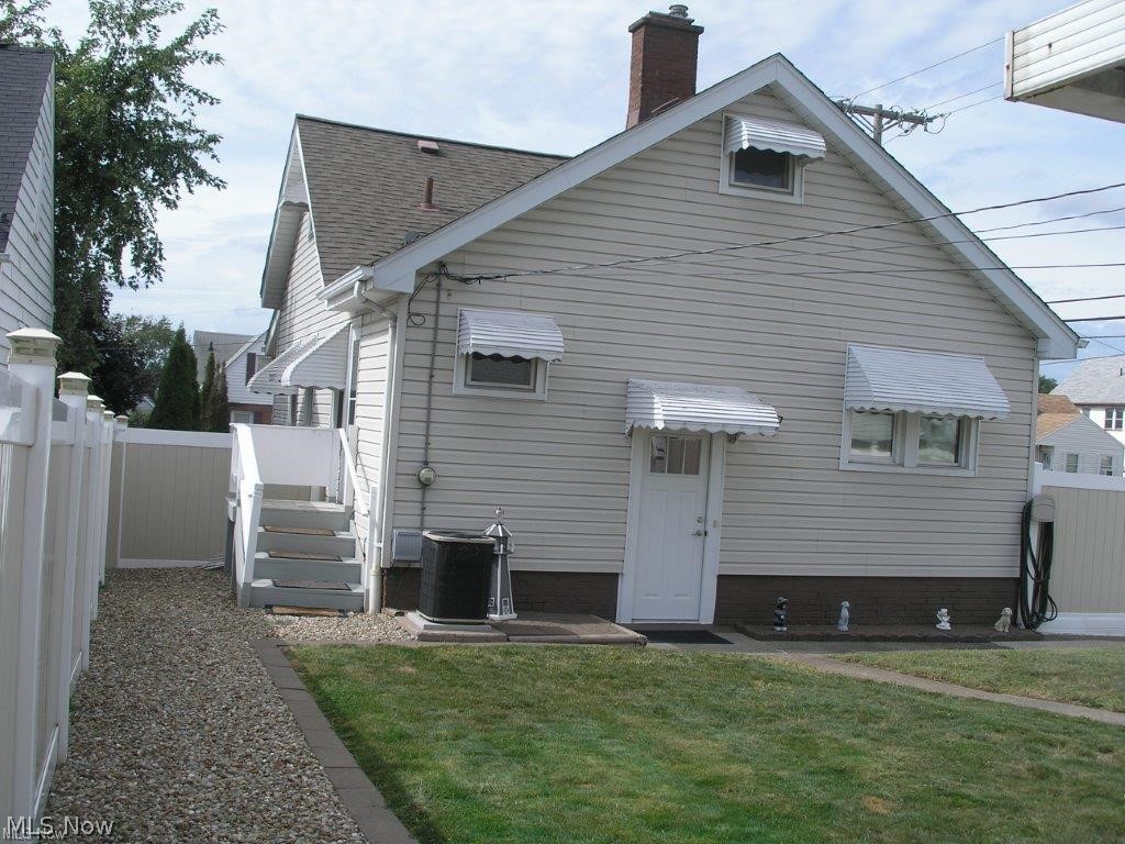 4703 E 86th Street Garfield Heights OH 44125