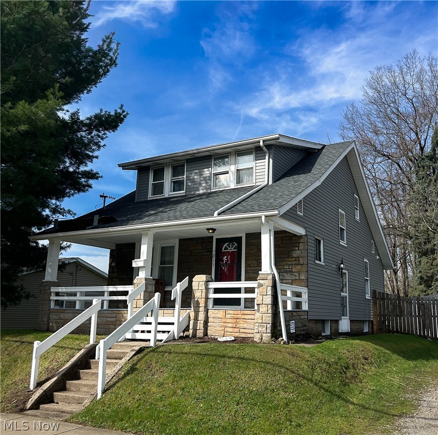 1811 Grace Avenue NE Canton OH 44705
