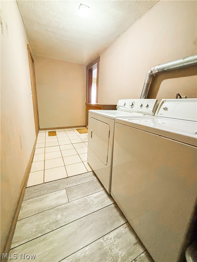 1811 Grace Avenue NE Canton OH 44705