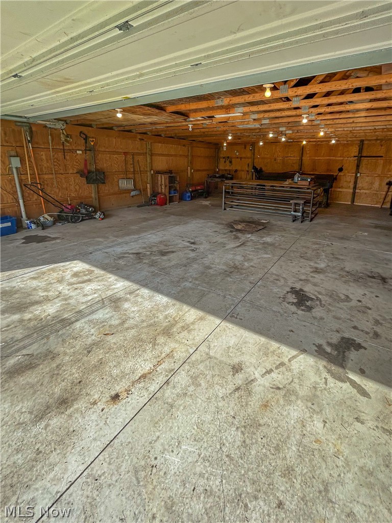 1811 Grace Avenue NE Canton OH 44705