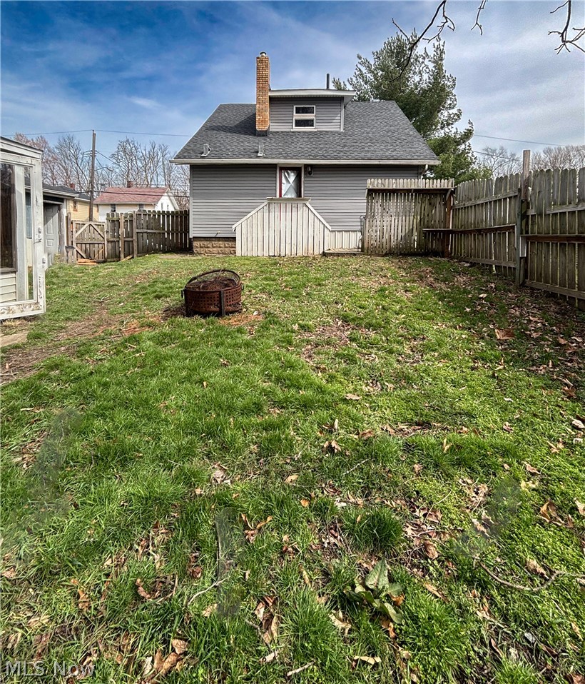 1811 Grace Avenue NE Canton OH 44705