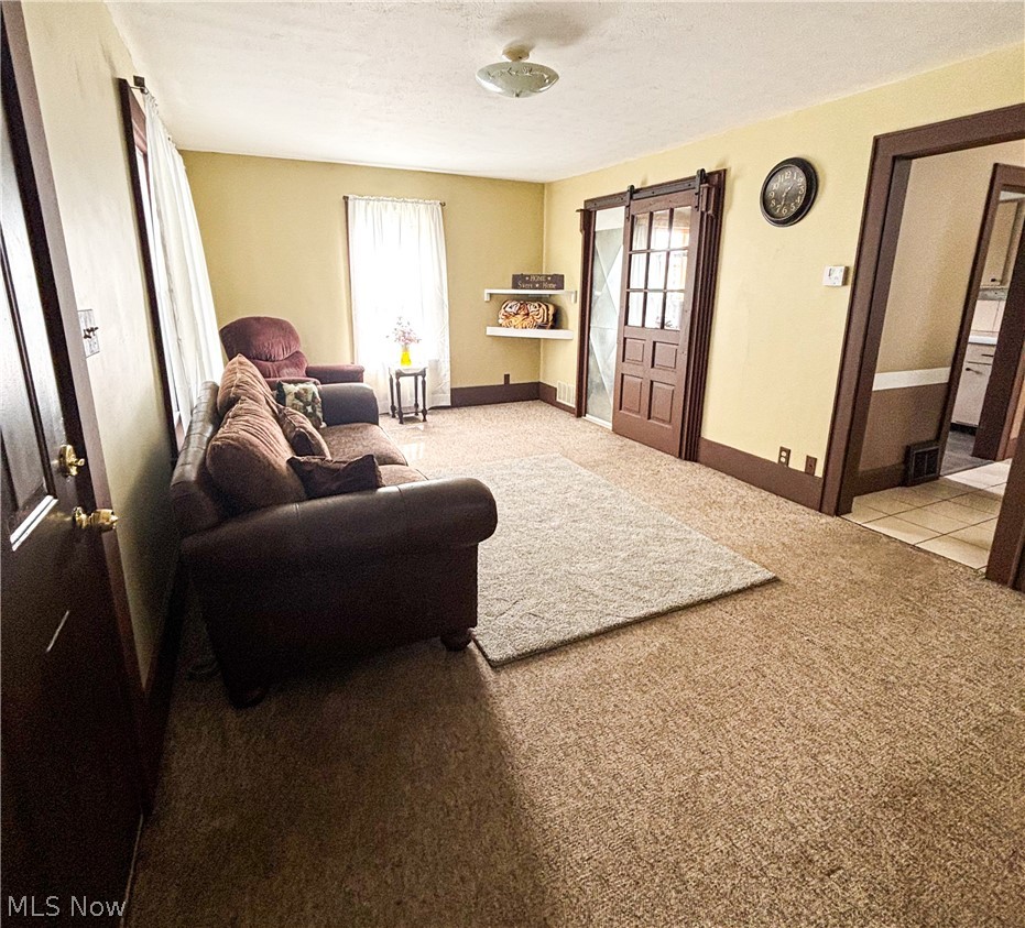 1811 Grace Avenue NE Canton OH 44705
