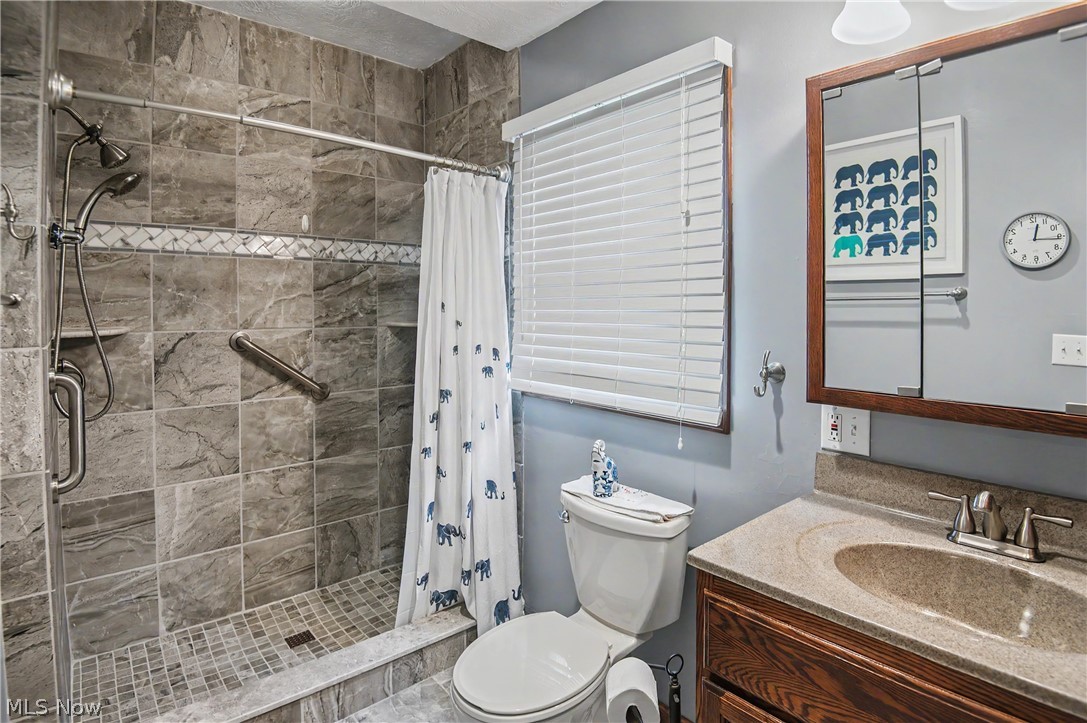 7603 W South Range Road Salem OH 44460