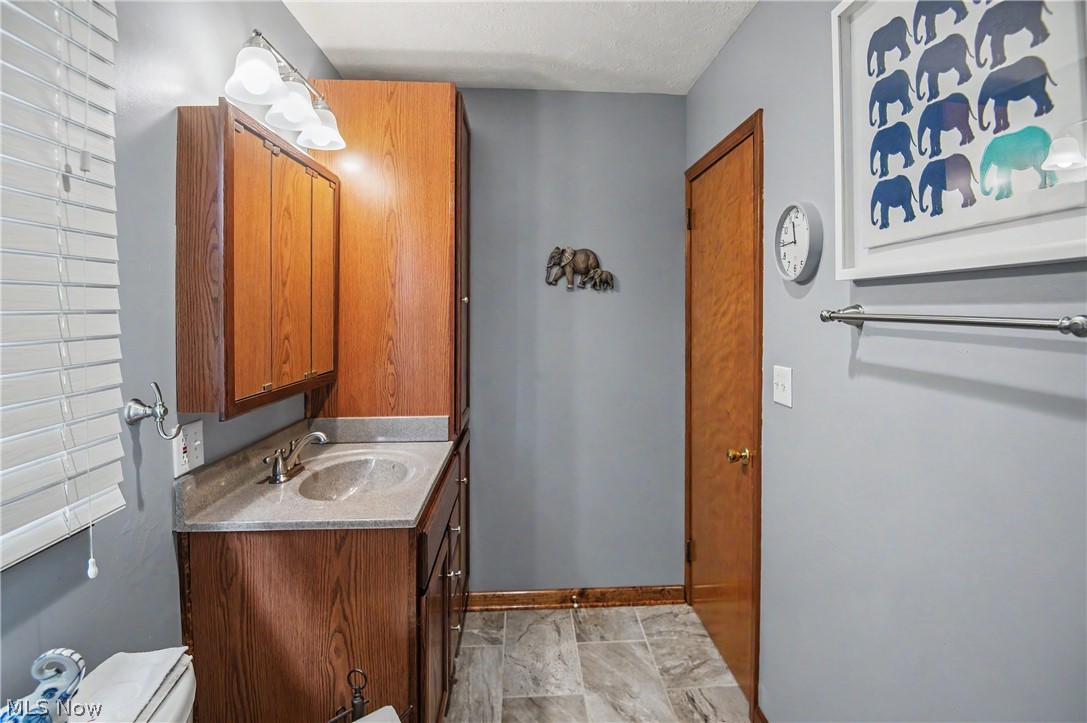 7603 W South Range Road Salem OH 44460