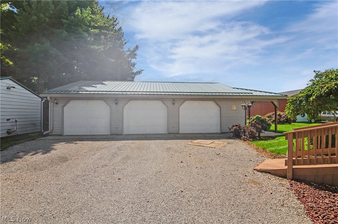 7603 W South Range Road Salem OH 44460
