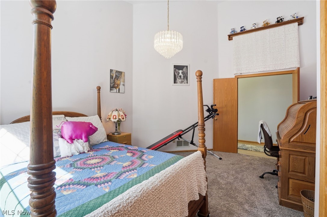 3859 Mayfair Lane Cambridge OH 43725