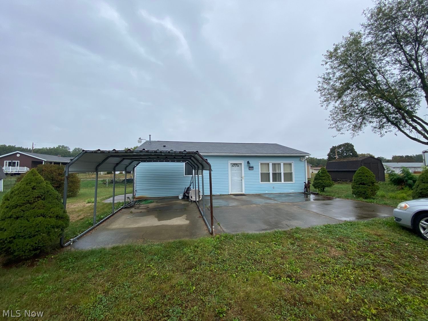 289 Sandy Drive SE New Philadelphia OH 44663