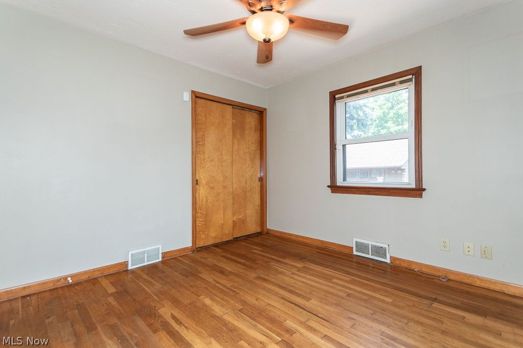 17721 Dillewood Road Cleveland OH 44119