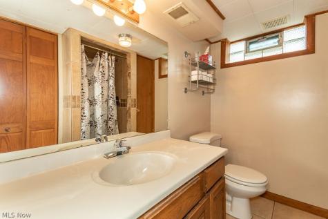 17721 Dillewood Road Cleveland OH 44119