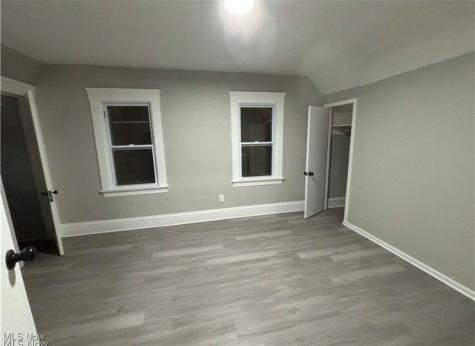 4302 Daisy Avenue Cleveland OH 44109
