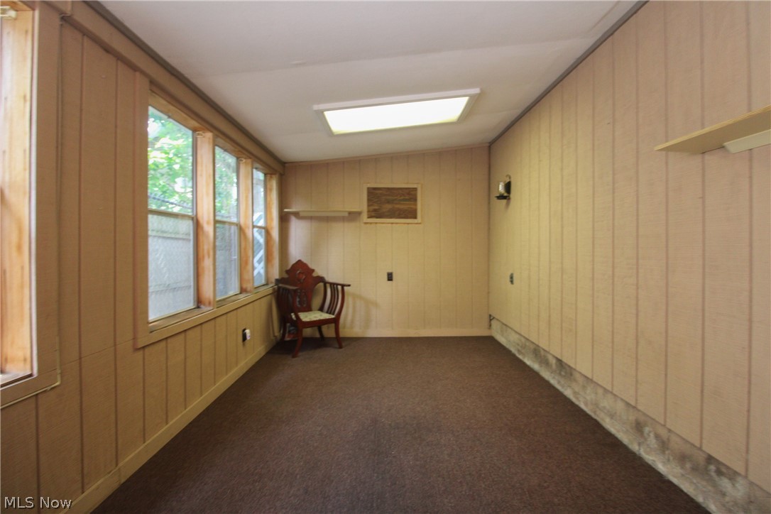 776 East Avenue SE Warren OH 44484