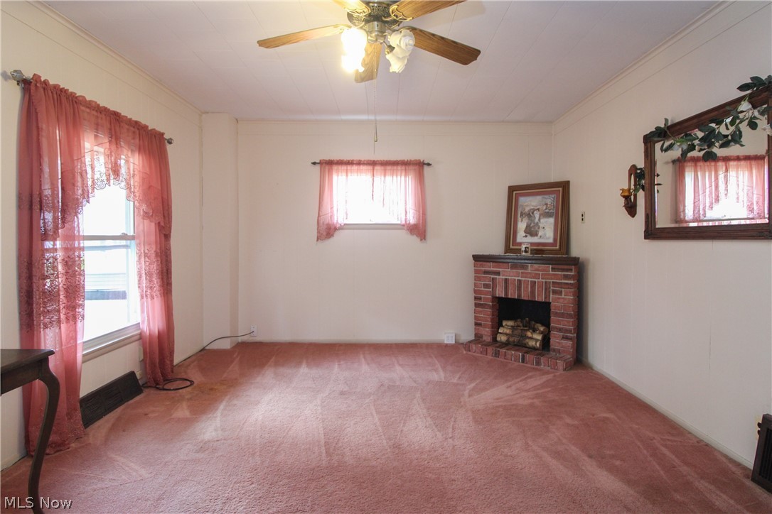 776 East Avenue SE Warren OH 44484