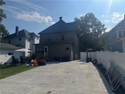 219 N Elm Street Orrville OH 44667