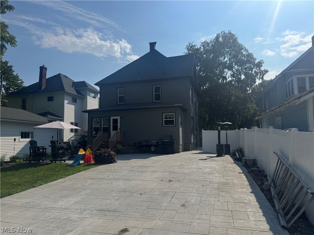 219 N Elm Street Orrville OH 44667