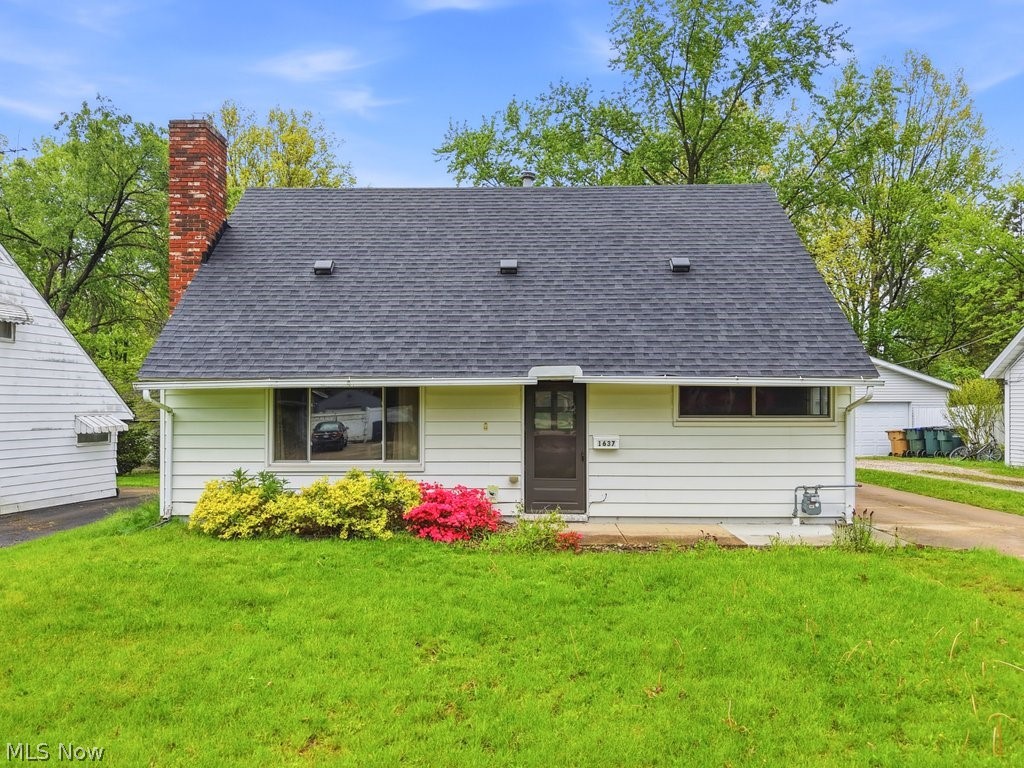 1637 Hanover Street Cuyahoga Falls OH 44221