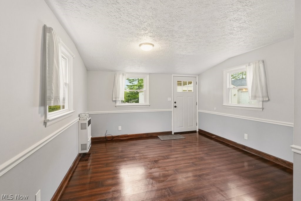 1637 Hanover Street Cuyahoga Falls OH 44221