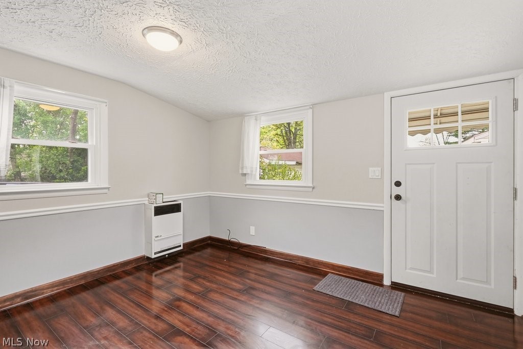1637 Hanover Street Cuyahoga Falls OH 44221