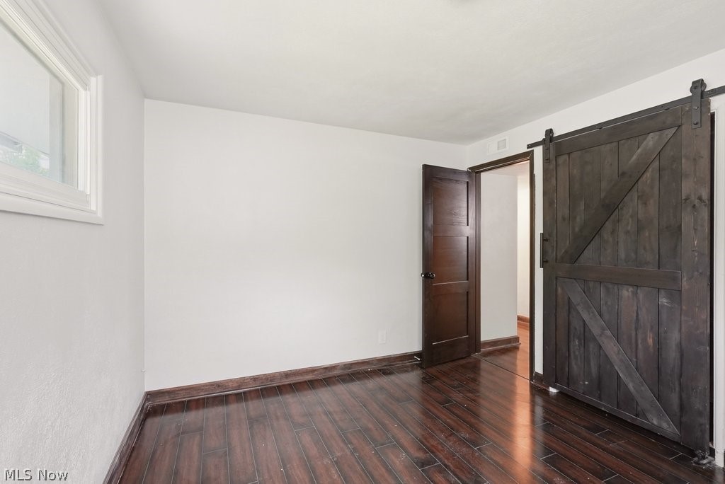 1637 Hanover Street Cuyahoga Falls OH 44221