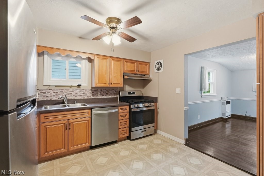 1637 Hanover Street Cuyahoga Falls OH 44221