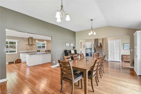 17100 Partridge Drive Strongsville OH 44136